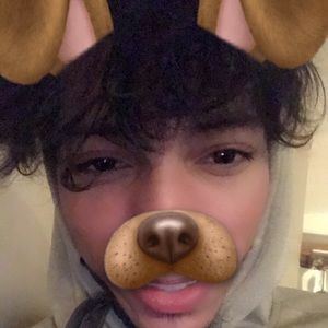 Meet your Posher, Nicholas